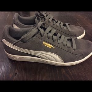 Puma sneakers, worn only a few times!
